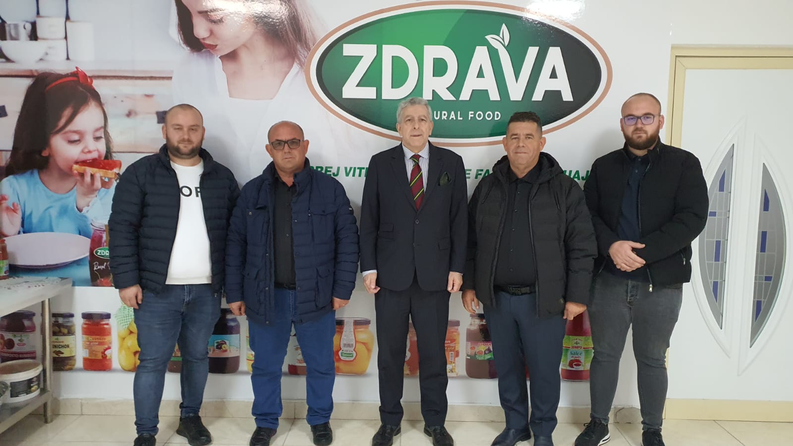 Ambasadori Brazilian vizite ne Kompanine ZDRAVA ne Lushnje
